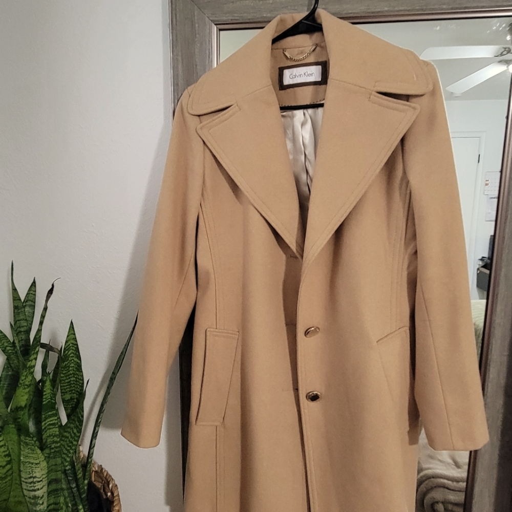 Calvin Klein Women's Oversized-Collar Walker Coat Slit pockets at hips Camel M